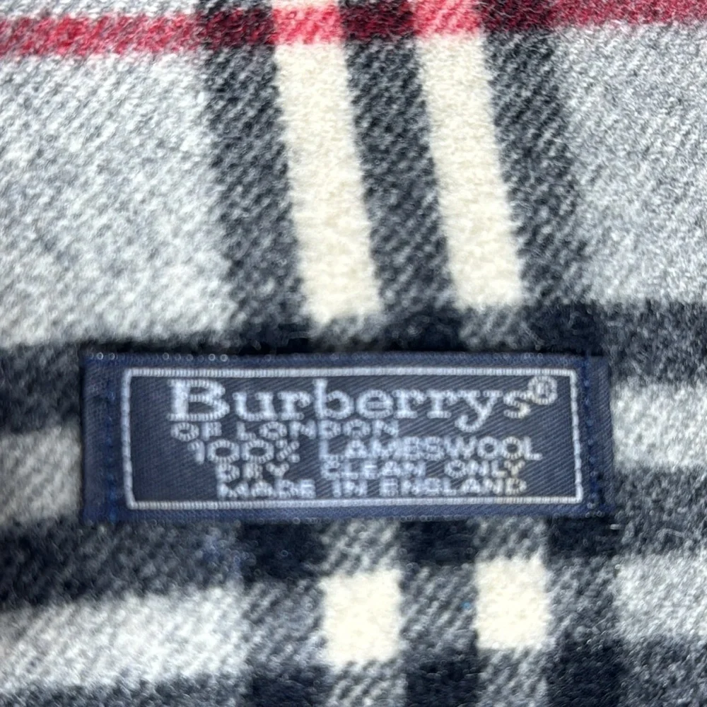 BURBERRY SCARF - 100% Lambswool
